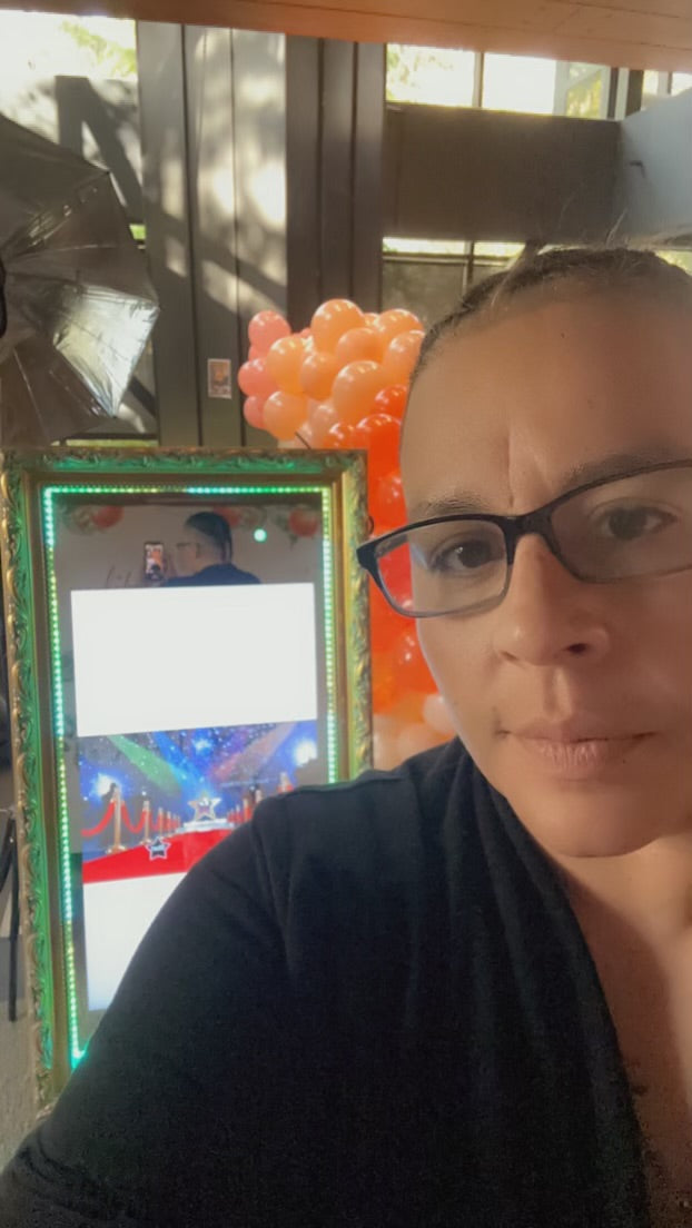 Load image into Gallery viewer, Mirror 2 Photo Booth - 65 Inch