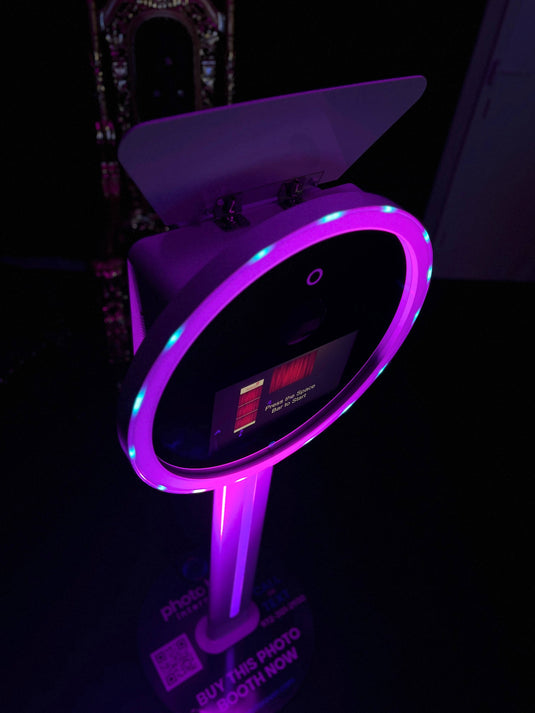 Cloee DSLR Photo Booth