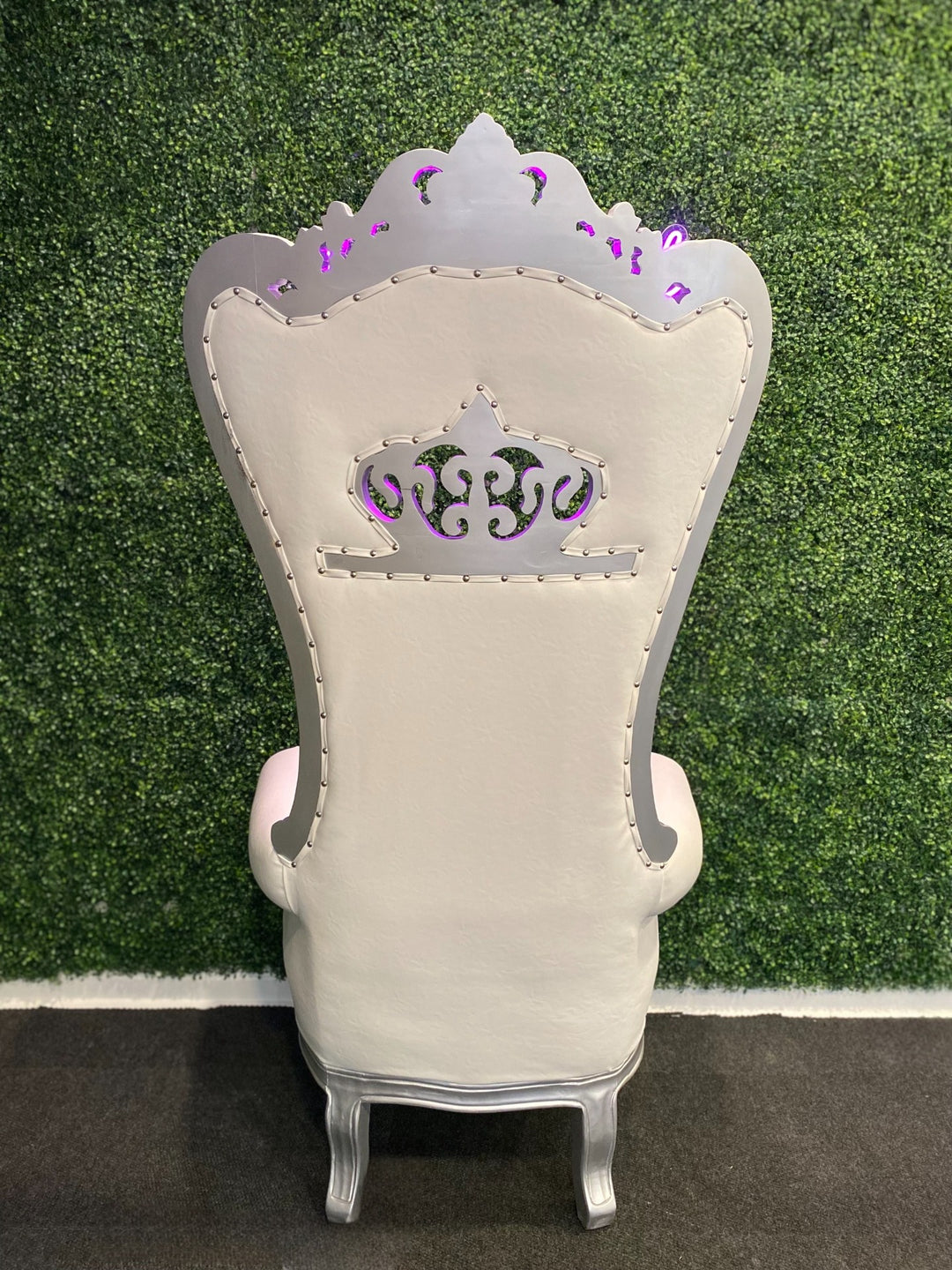 Crown Chair Silver/white