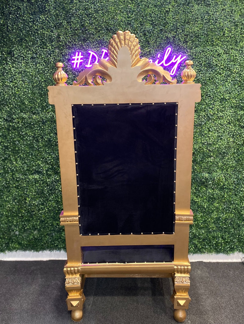 Load image into Gallery viewer, Lord Chair Gold/Black Velvet
